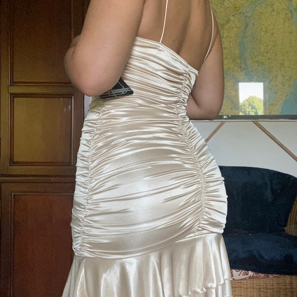 90s City Triangles Cream Mini Dress Spaghetti Straps - Picture 2 of 4